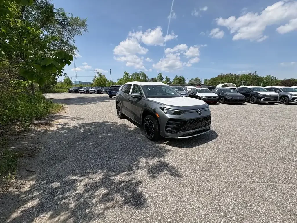 Volkswagen Tiguan снимка Volkswagen Tiguan