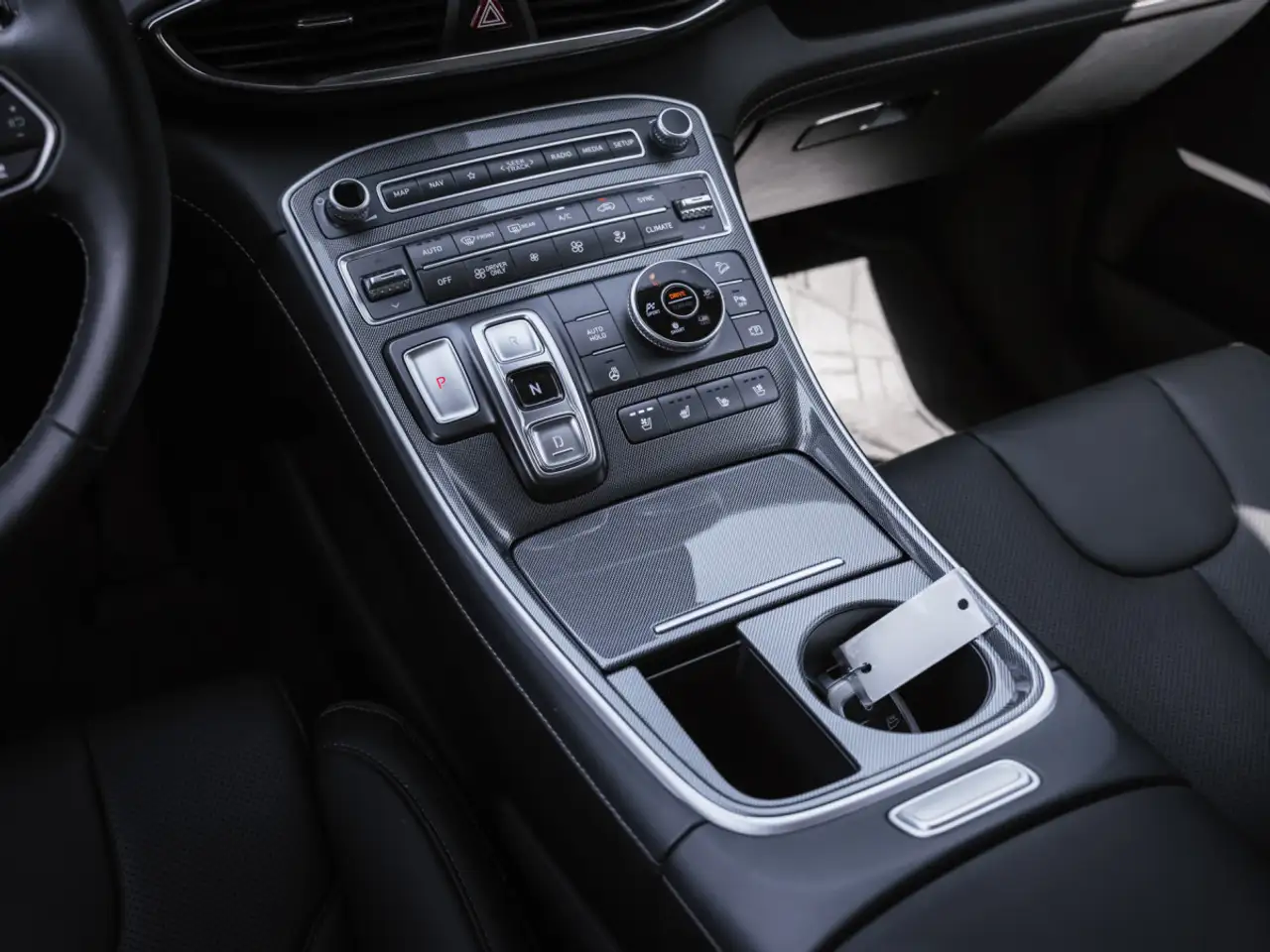 Hyundai SANTA FE снимка Hyundai SANTA FE
