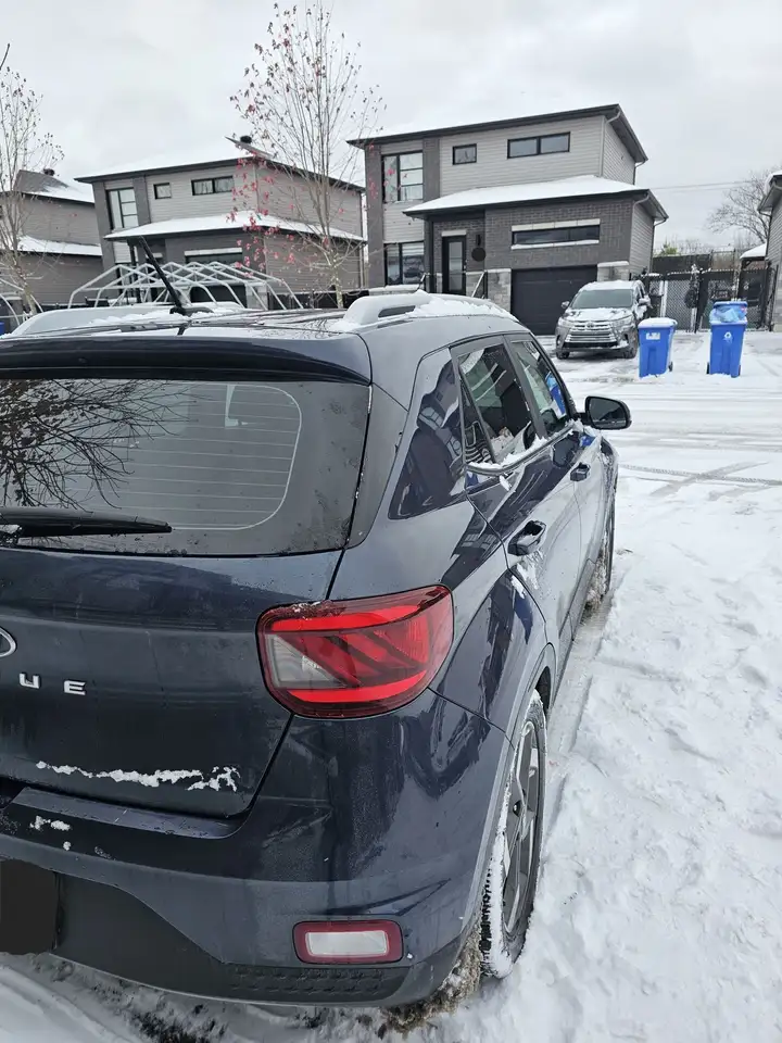Hyundai Venue снимка Hyundai Venue