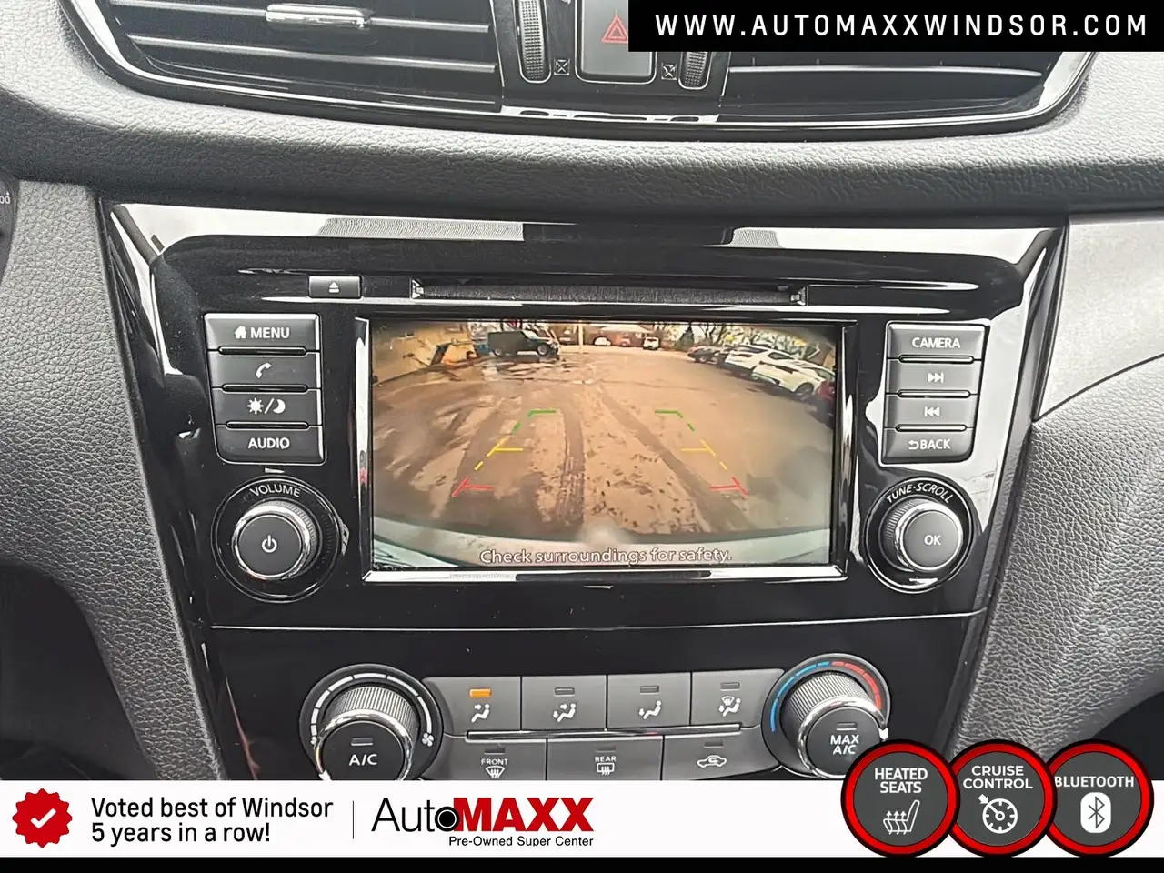 Nissan Qashqai снимка Nissan Qashqai