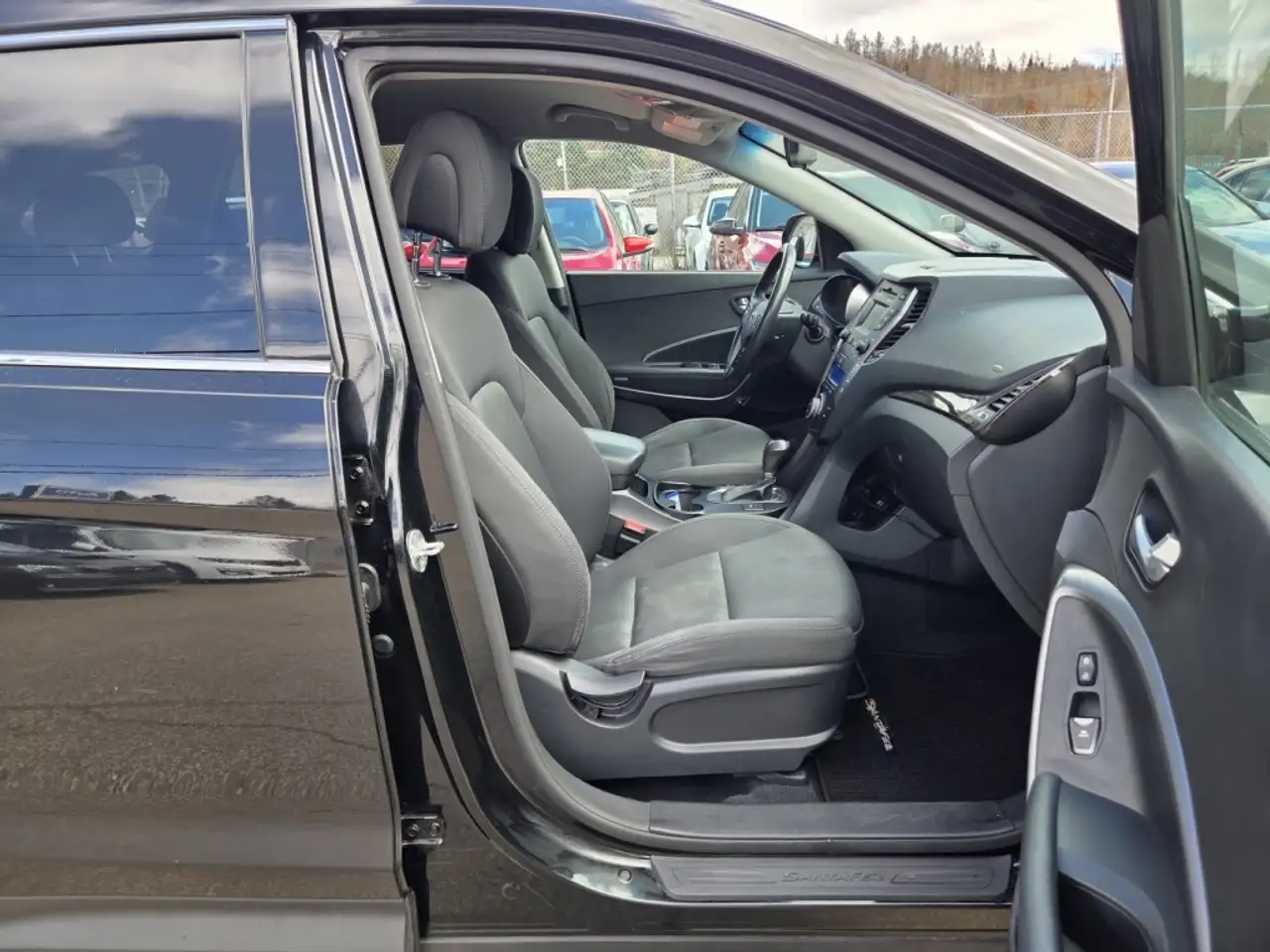 Hyundai SANTA FE снимка Hyundai SANTA FE