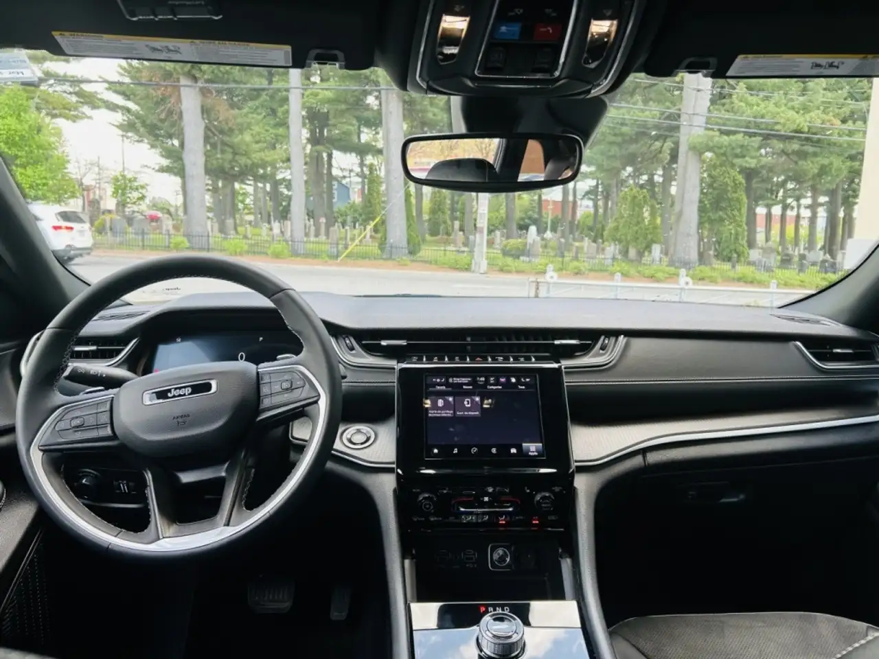 Jeep Grand Cherokee снимка Jeep Grand Cherokee