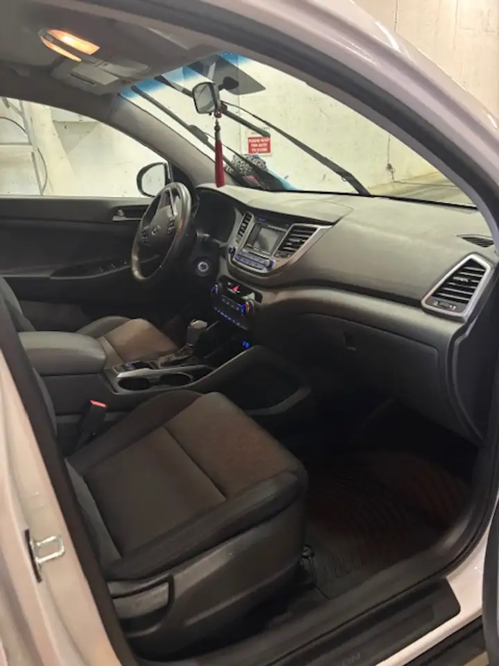 Hyundai TUCSON снимка Hyundai TUCSON
