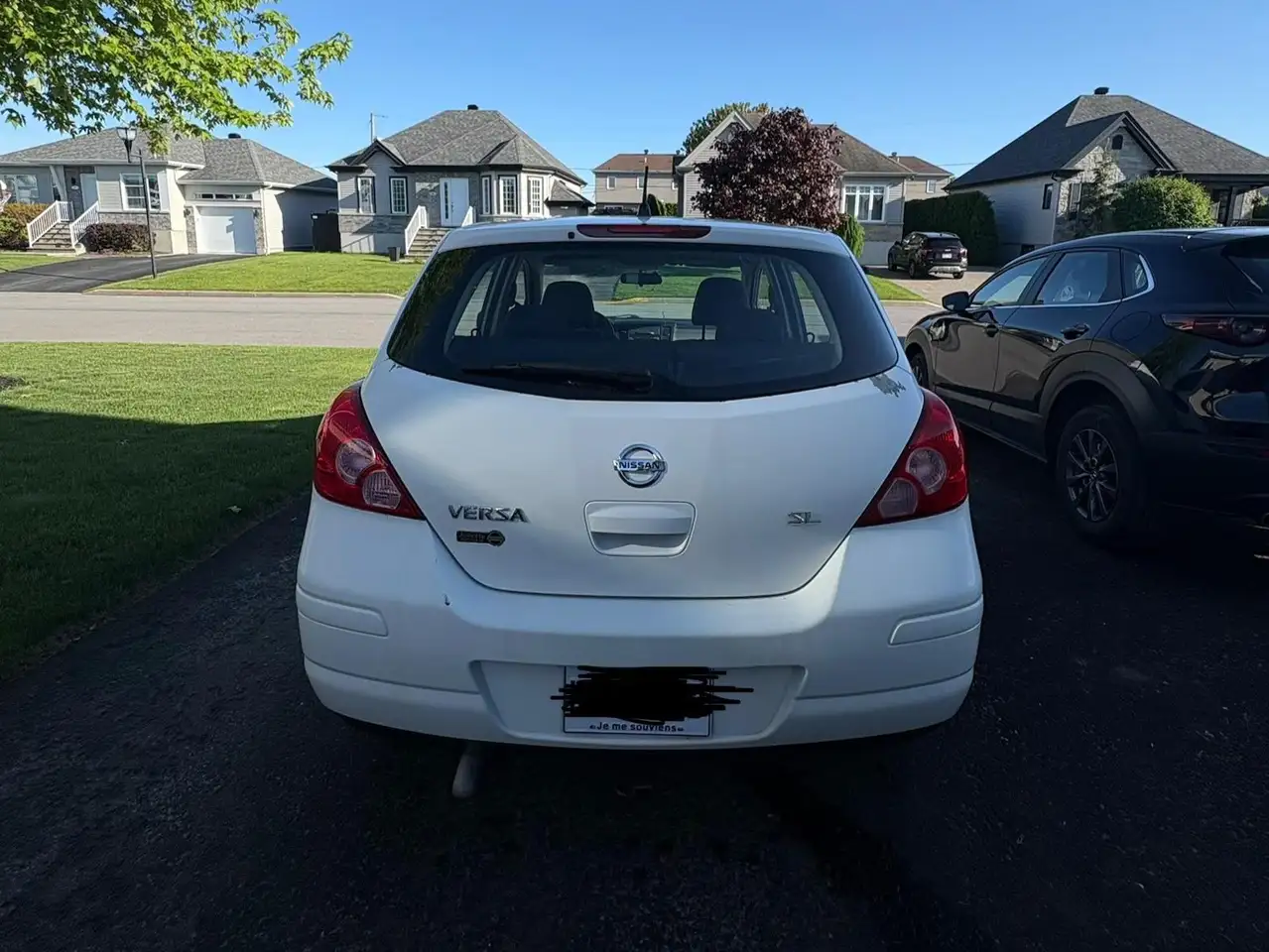 Nissan Versa photo Nissan Versa