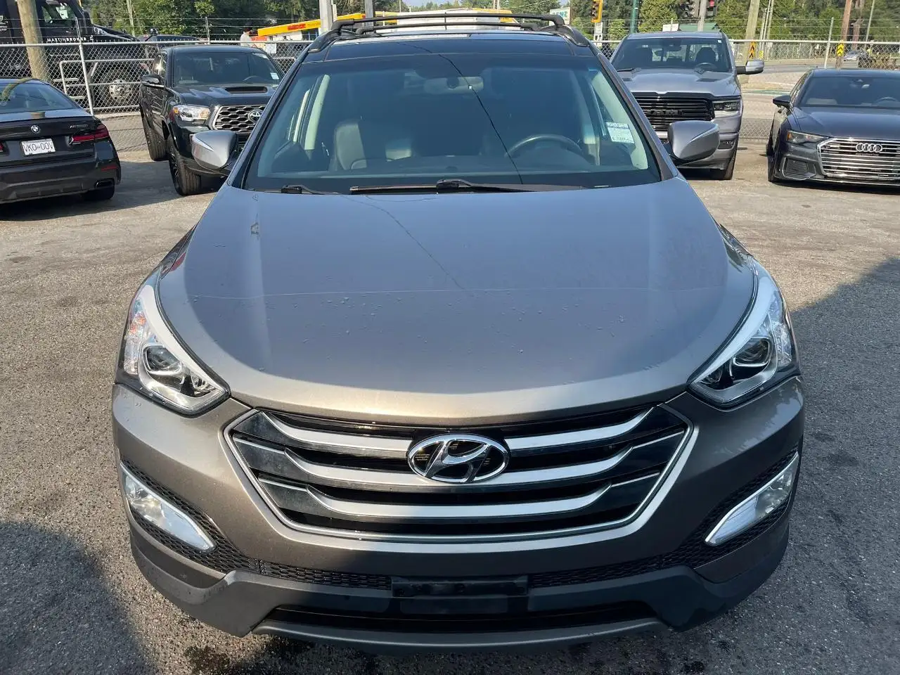 Hyundai SANTA FE photo Hyundai SANTA FE