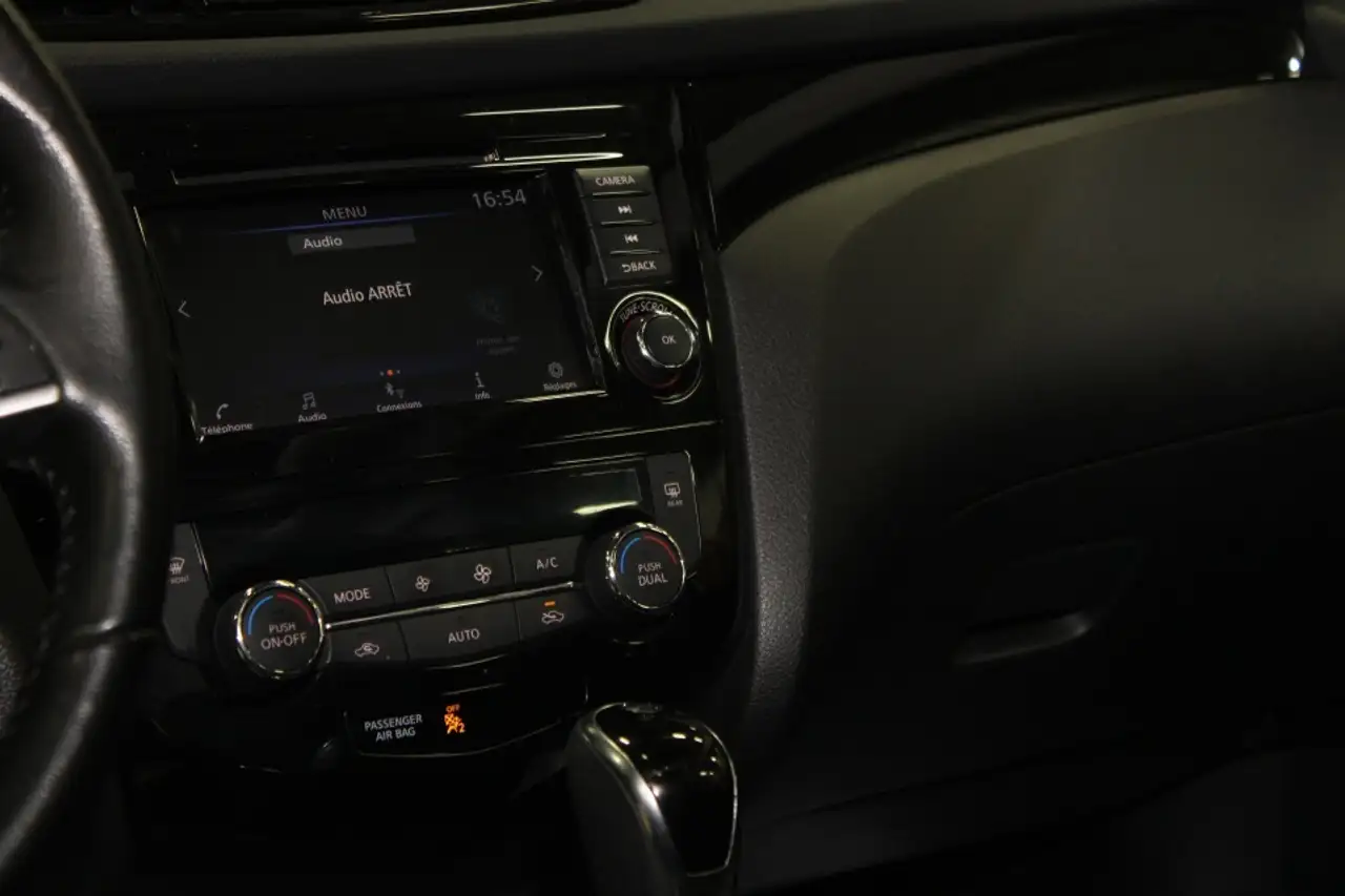 Nissan Qashqai снимка Nissan Qashqai