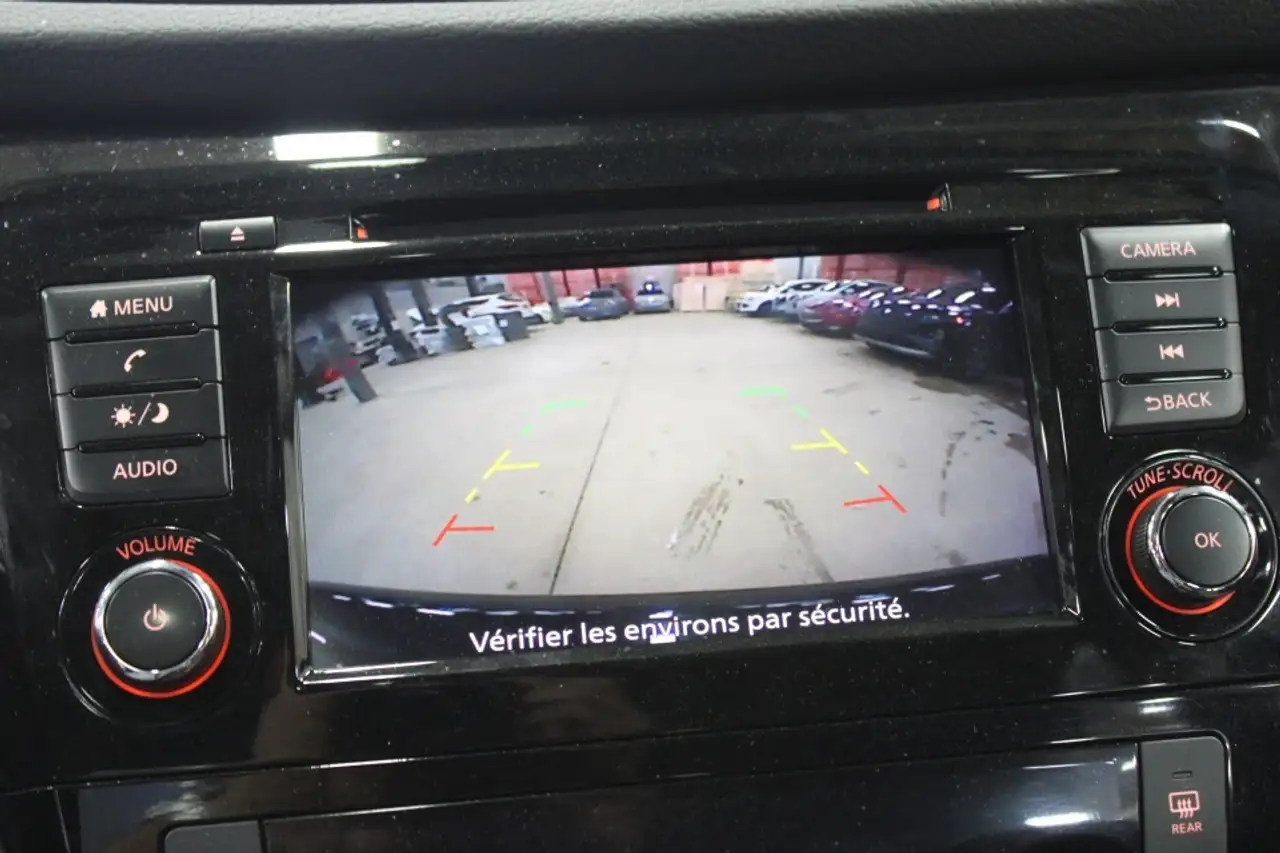 Nissan Qashqai снимка Nissan Qashqai