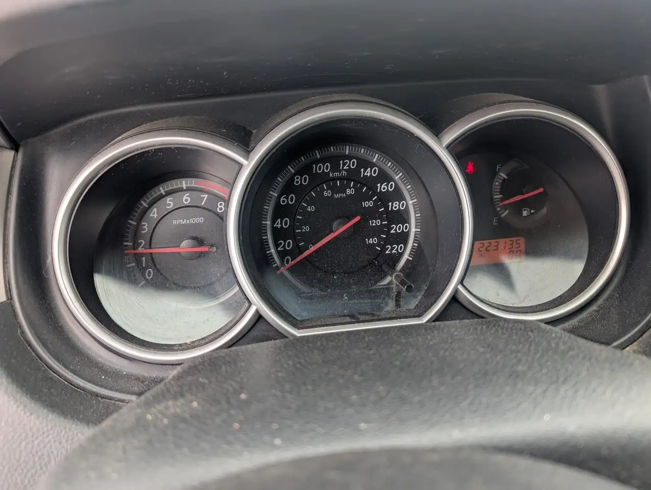 Nissan Versa снимка Nissan Versa