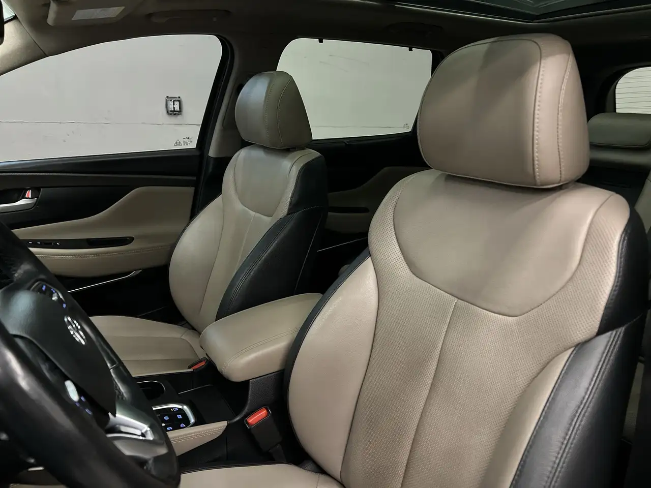 Hyundai SANTA FE снимка Hyundai SANTA FE