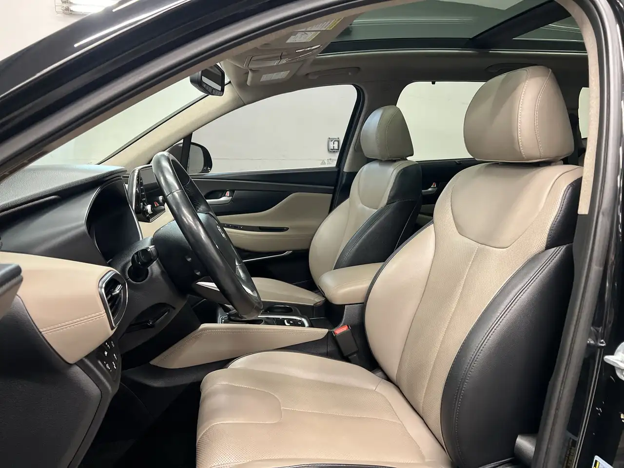 Hyundai SANTA FE снимка Hyundai SANTA FE