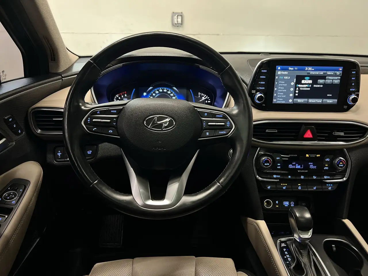 Hyundai SANTA FE снимка Hyundai SANTA FE