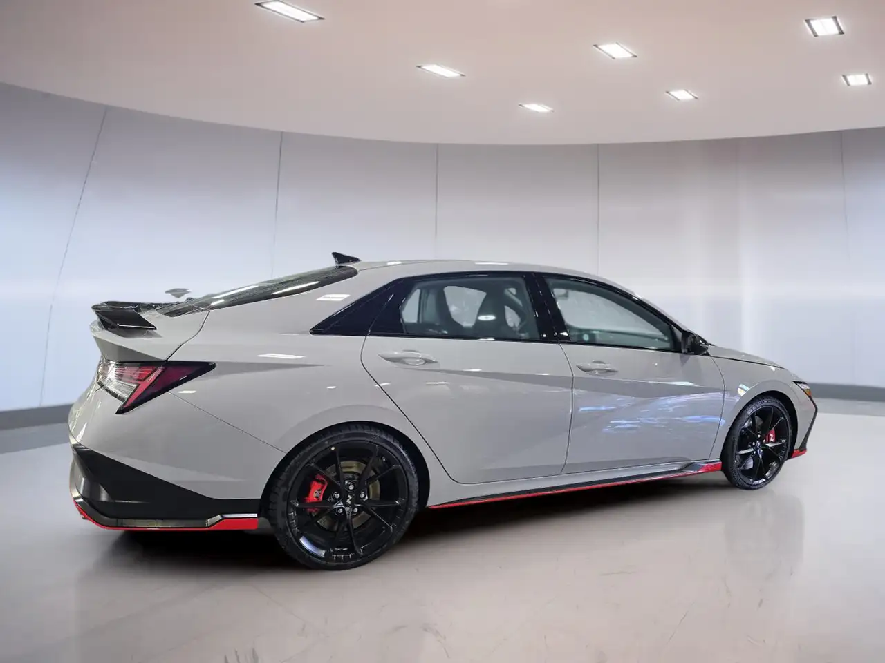 Hyundai ELANTRA fotografie Hyundai ELANTRA