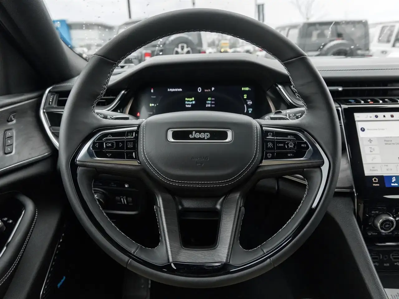 Jeep Grand Cherokee снимка Jeep Grand Cherokee