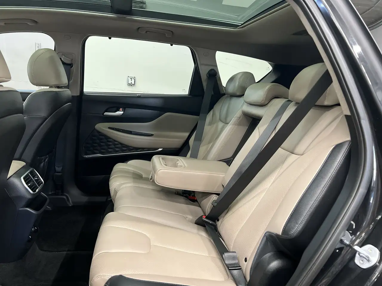 Hyundai SANTA FE снимка Hyundai SANTA FE
