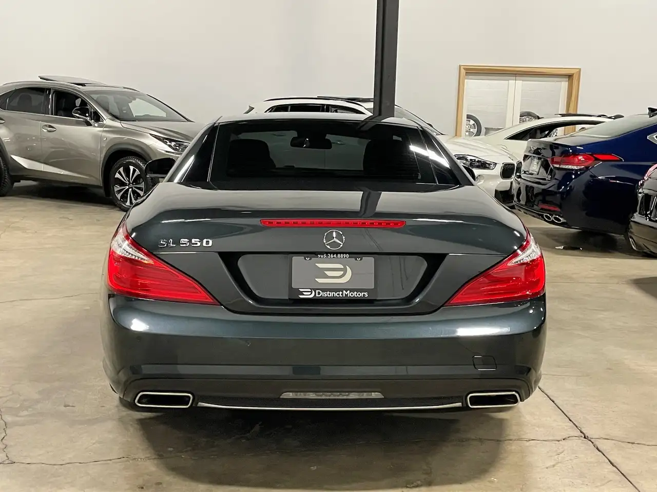 Mercedes-Benz SL снимка Mercedes-Benz SL
