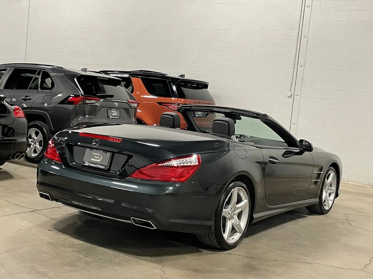Mercedes-Benz SL снимка Mercedes-Benz SL