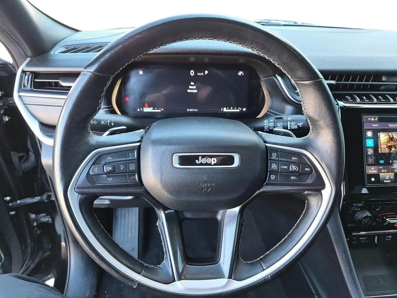 Jeep Grand Cherokee снимка Jeep Grand Cherokee