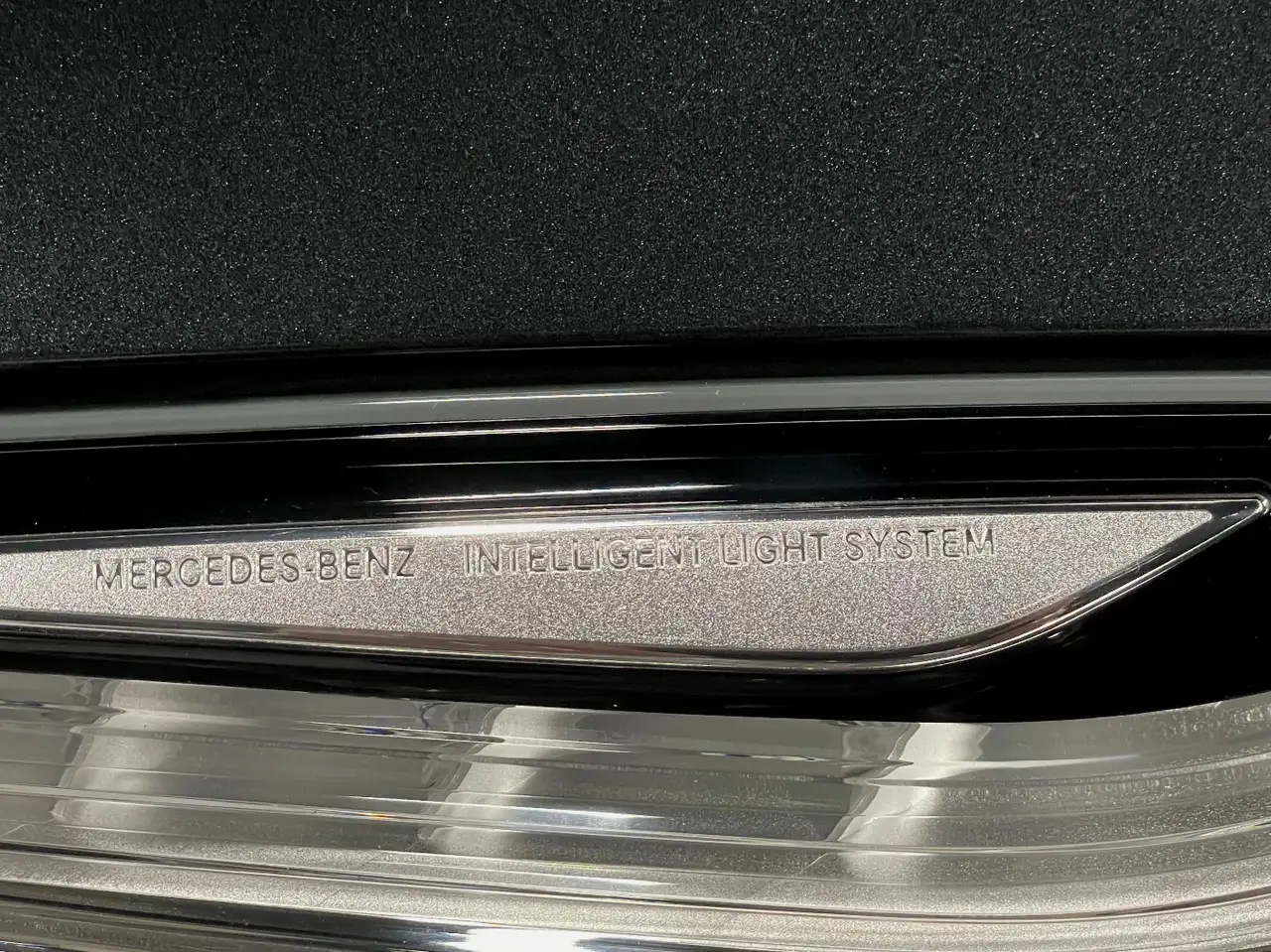 Mercedes-Benz SL снимка Mercedes-Benz SL