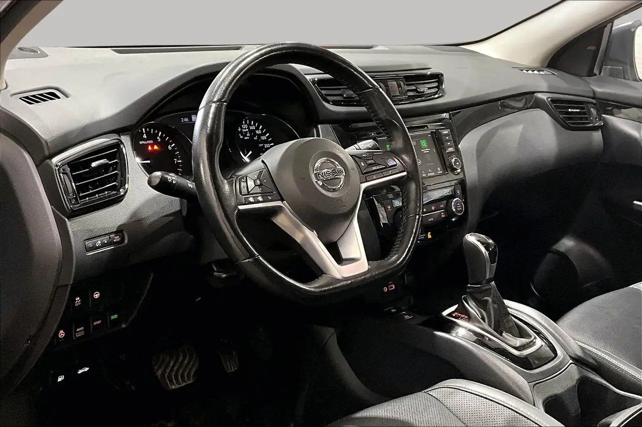 Nissan Qashqai снимка Nissan Qashqai