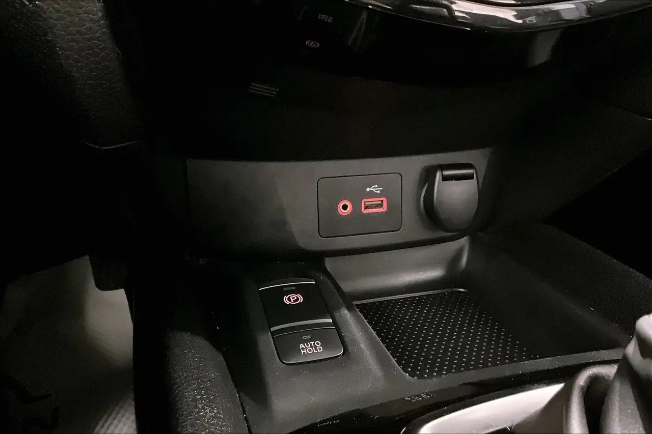 Nissan Qashqai снимка Nissan Qashqai