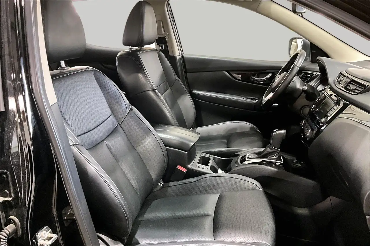 Nissan Qashqai снимка Nissan Qashqai