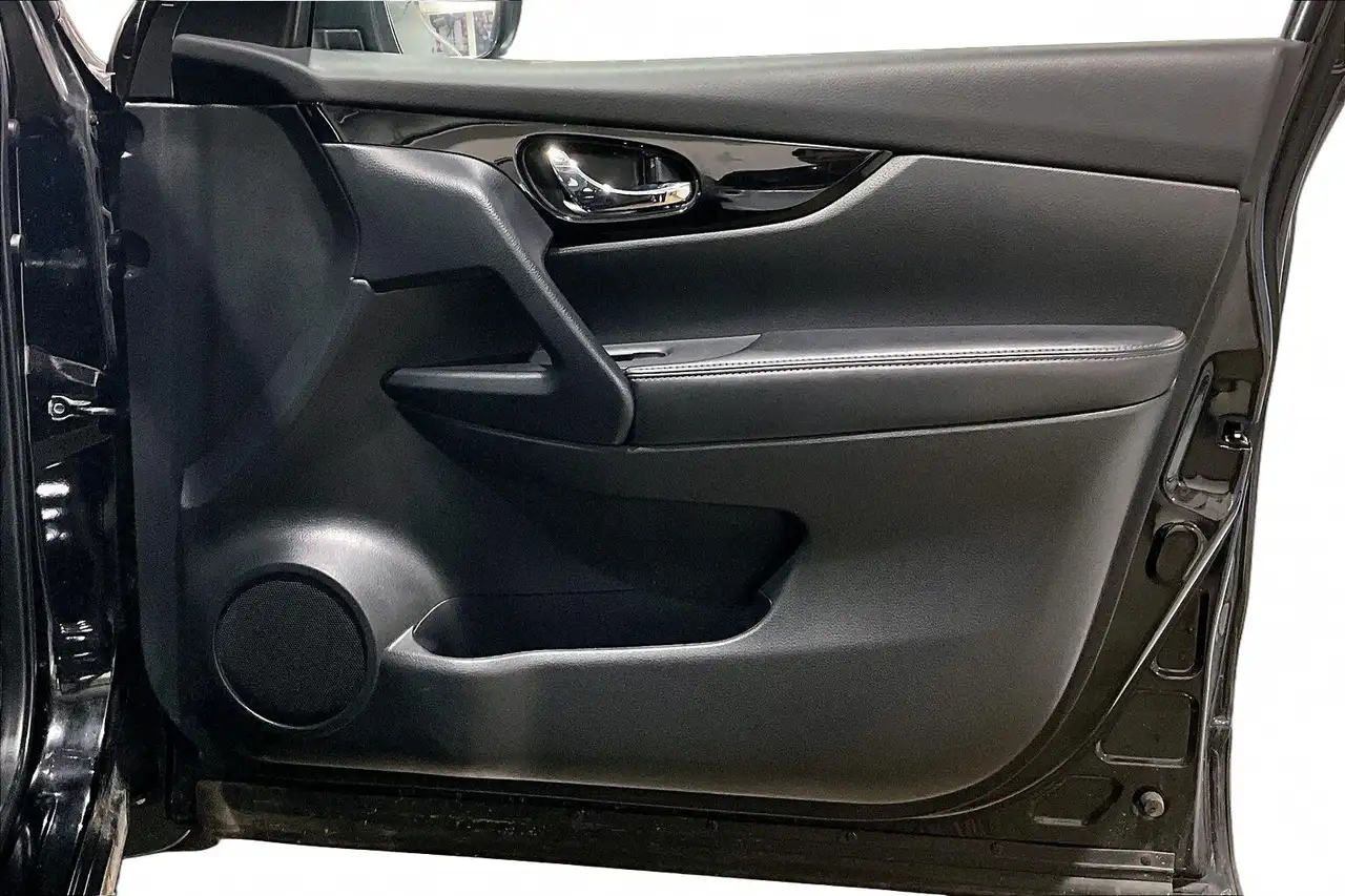 Nissan Qashqai снимка Nissan Qashqai