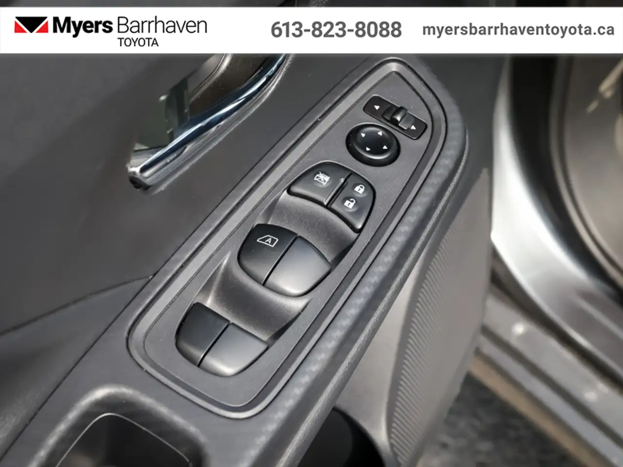Nissan Versa fotografie Nissan Versa