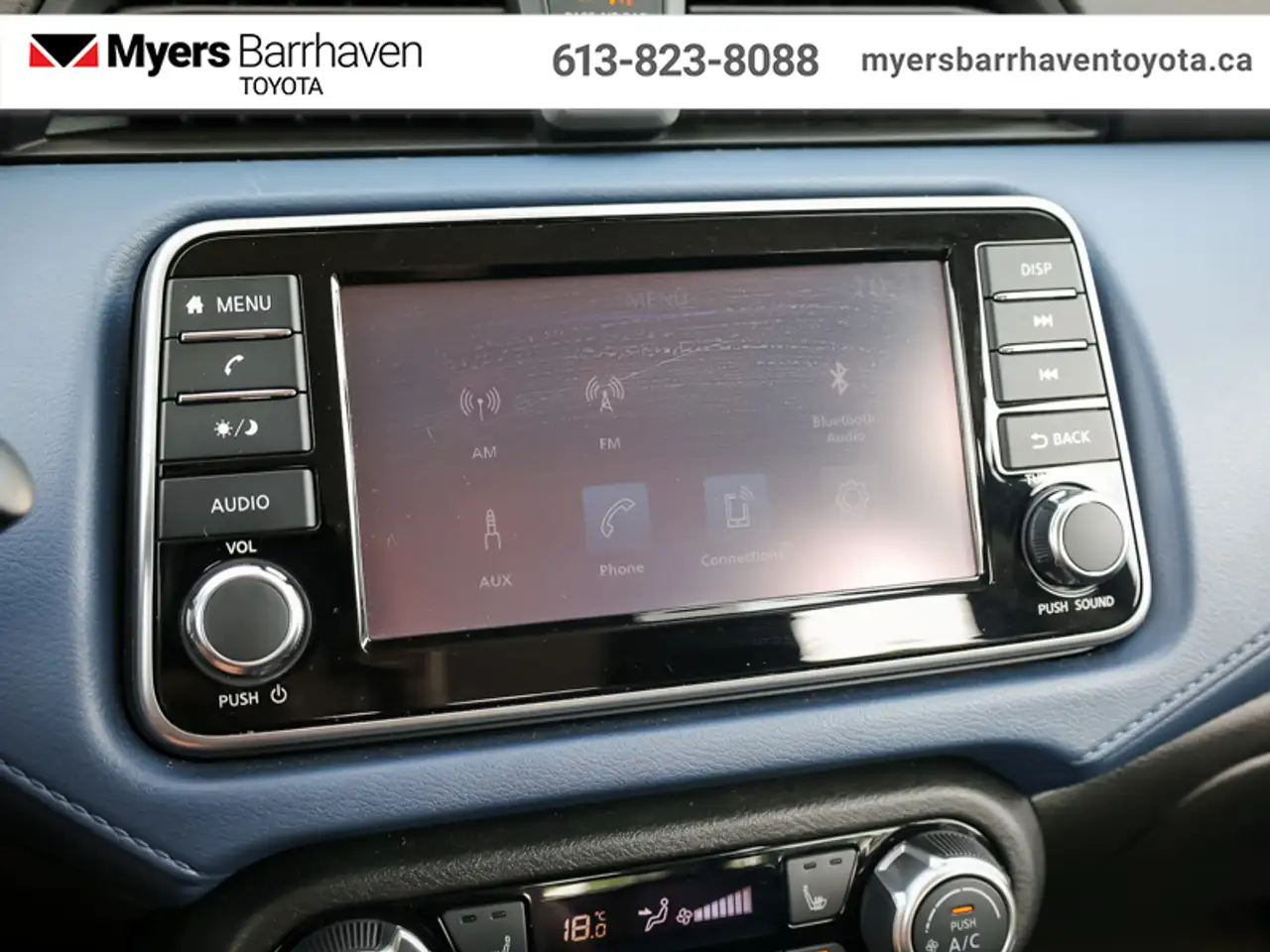 Nissan Versa fotografie Nissan Versa