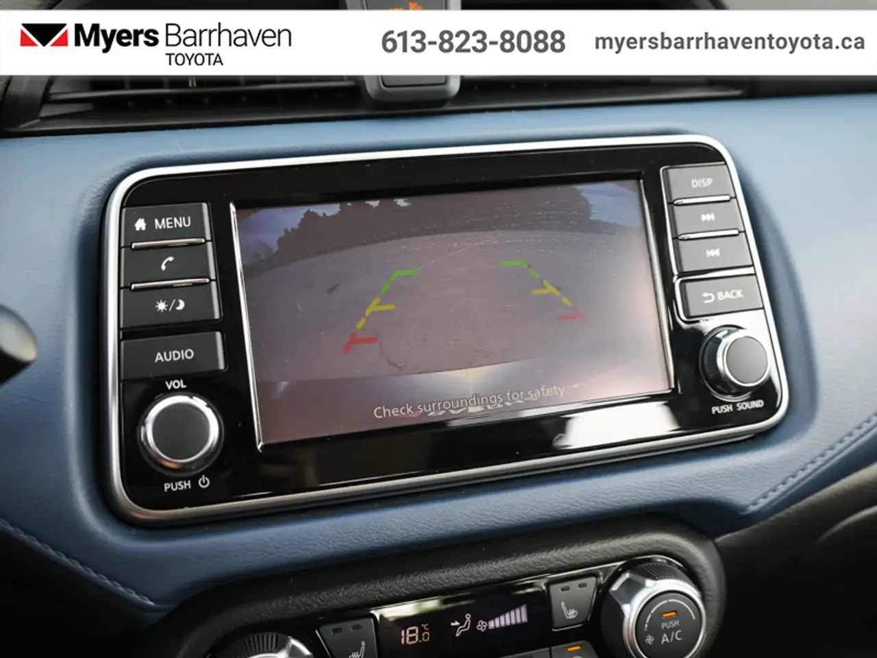 Nissan Versa fotografie Nissan Versa