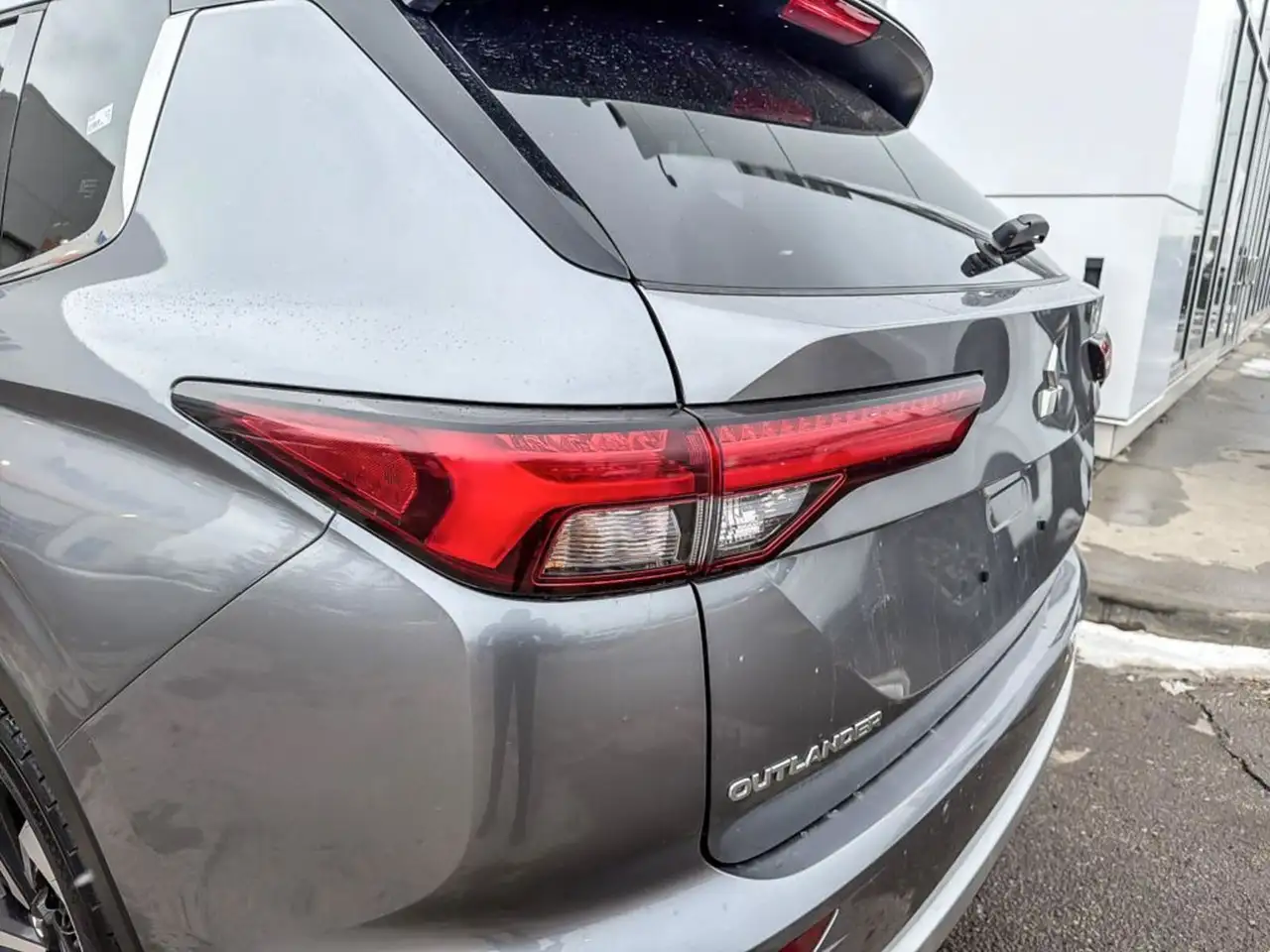 Mitsubishi Outlander снимка Mitsubishi Outlander