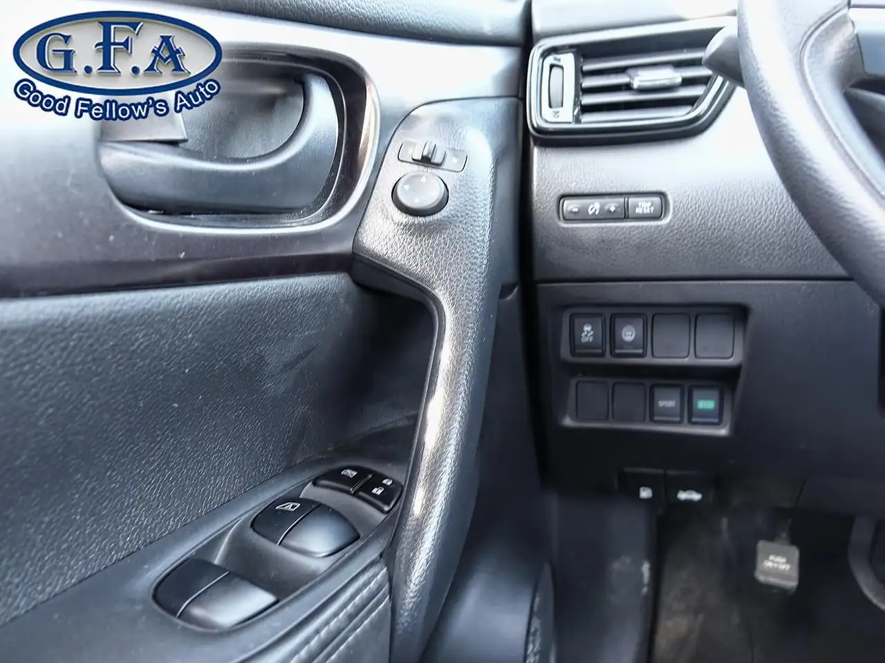Nissan Qashqai снимка Nissan Qashqai