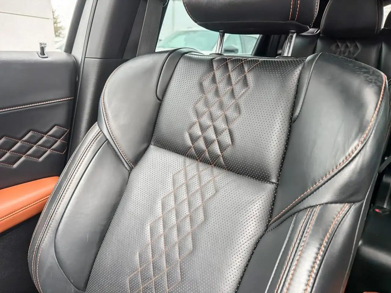 Mitsubishi Outlander снимка Mitsubishi Outlander