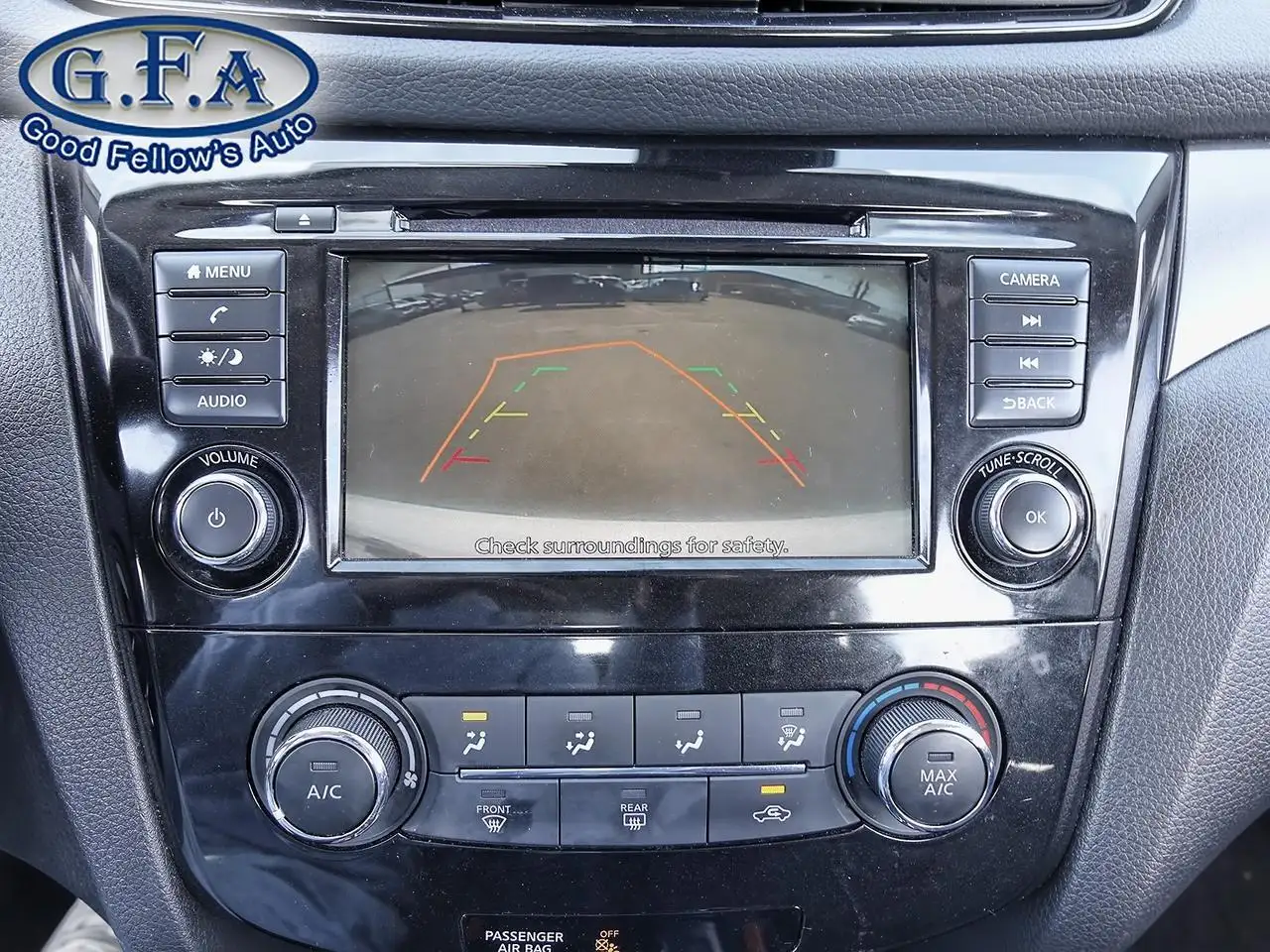 Nissan Qashqai снимка Nissan Qashqai