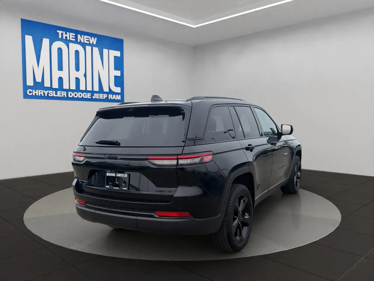 Jeep Grand Cherokee снимка Jeep Grand Cherokee