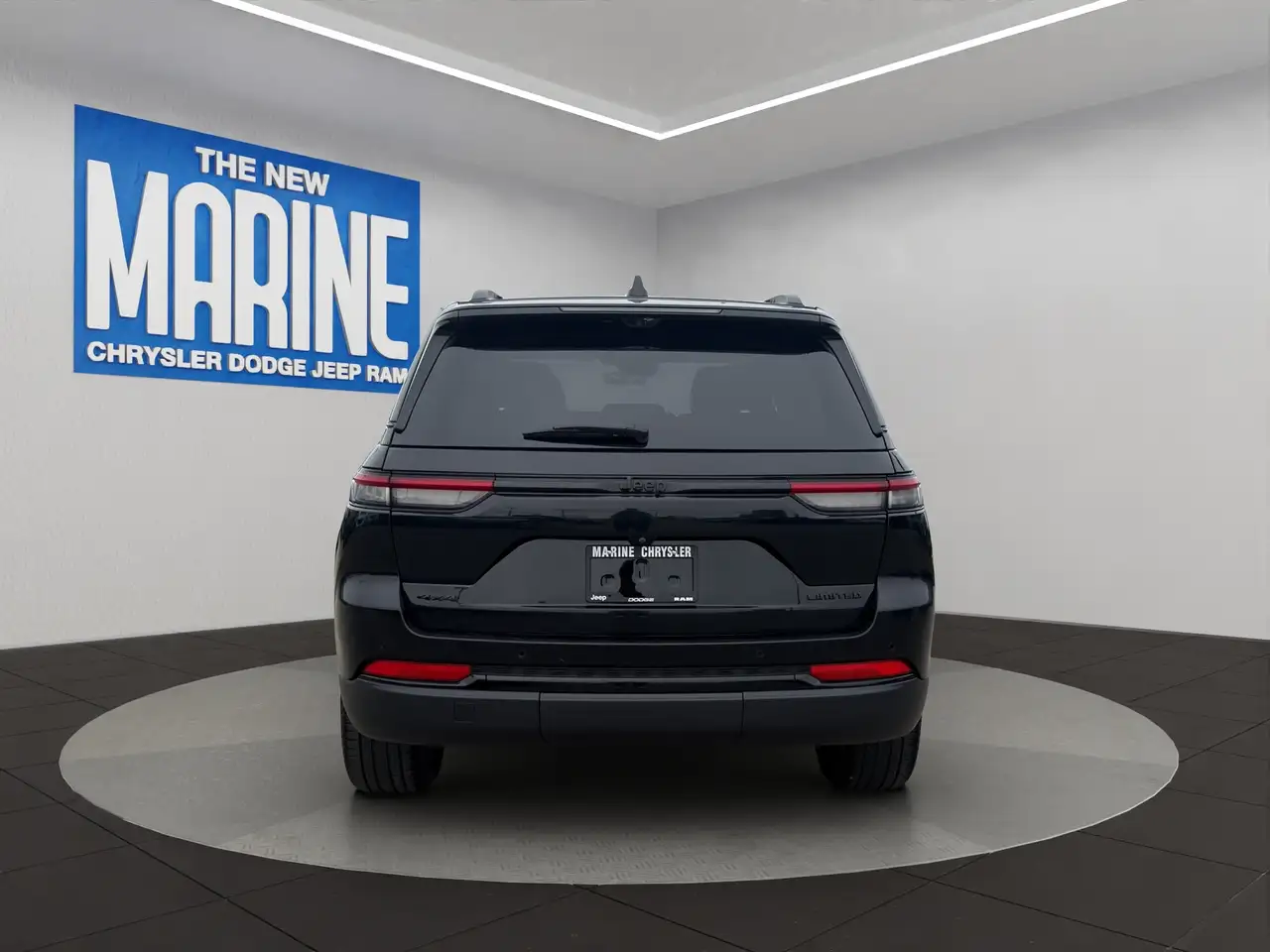 Jeep Grand Cherokee снимка Jeep Grand Cherokee