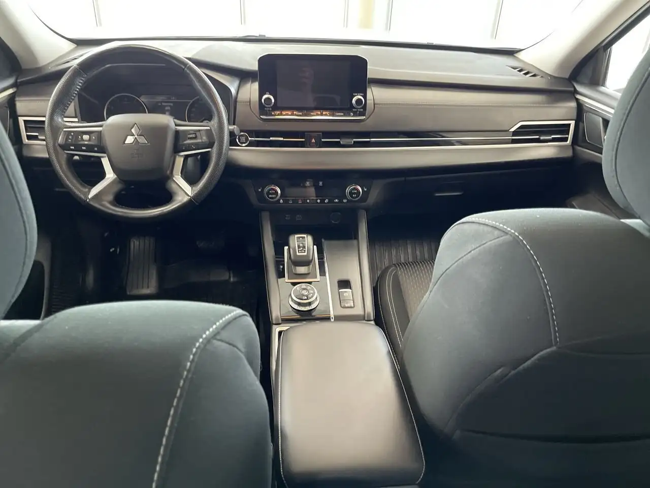 Mitsubishi Outlander fotografie Mitsubishi Outlander