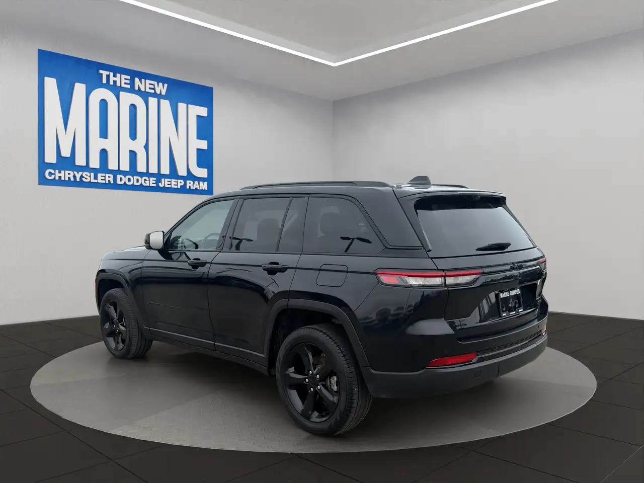 Jeep Grand Cherokee снимка Jeep Grand Cherokee