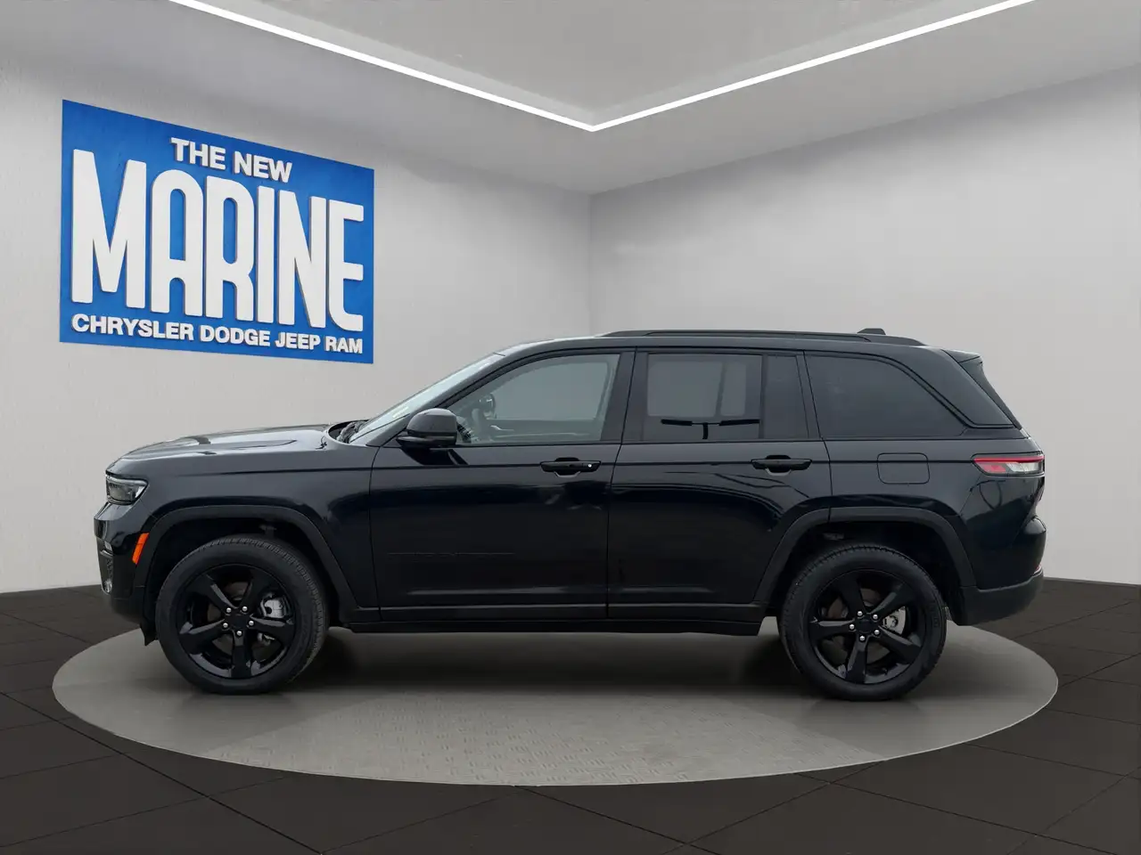 Jeep Grand Cherokee снимка Jeep Grand Cherokee