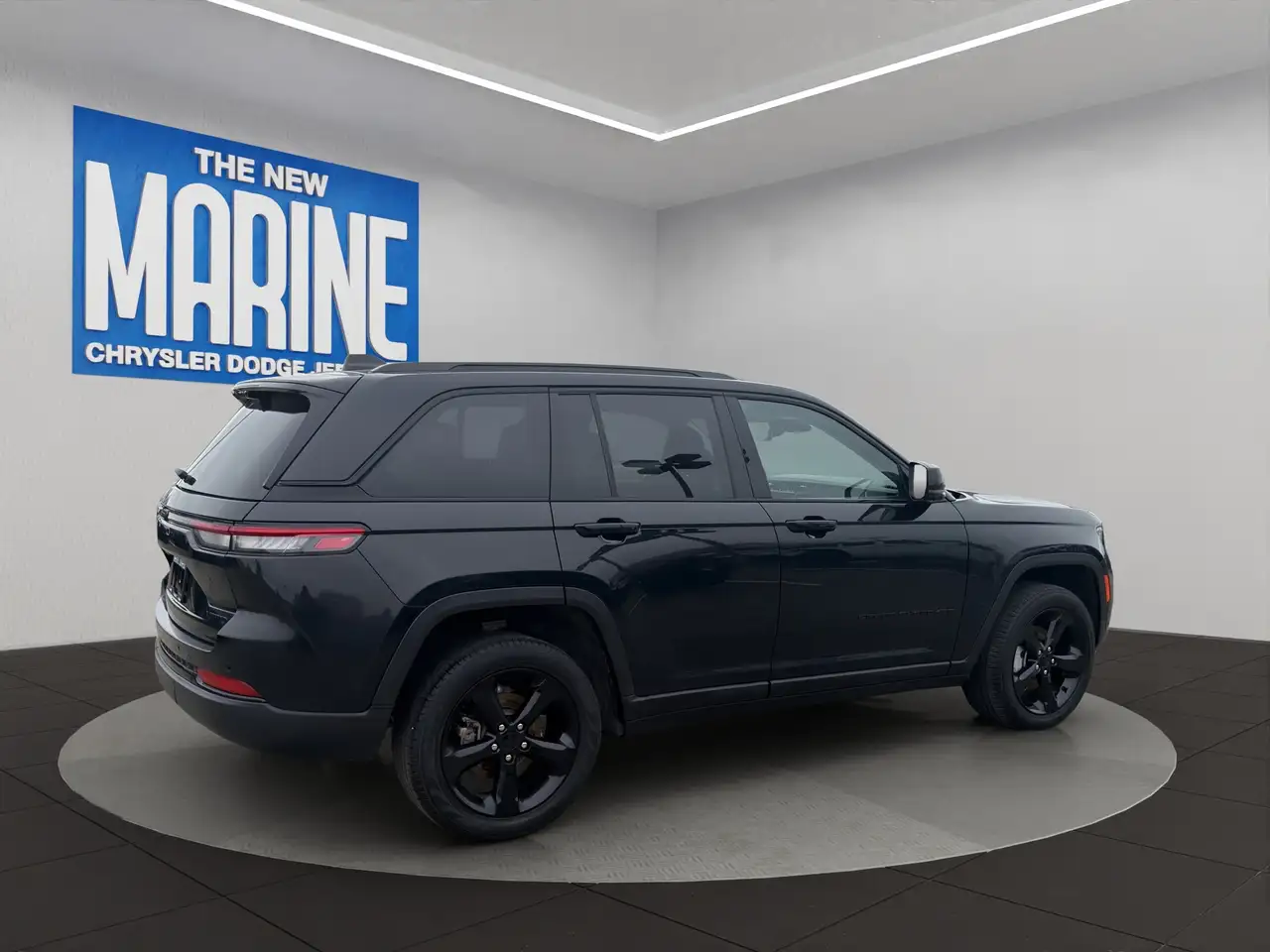 Jeep Grand Cherokee снимка Jeep Grand Cherokee