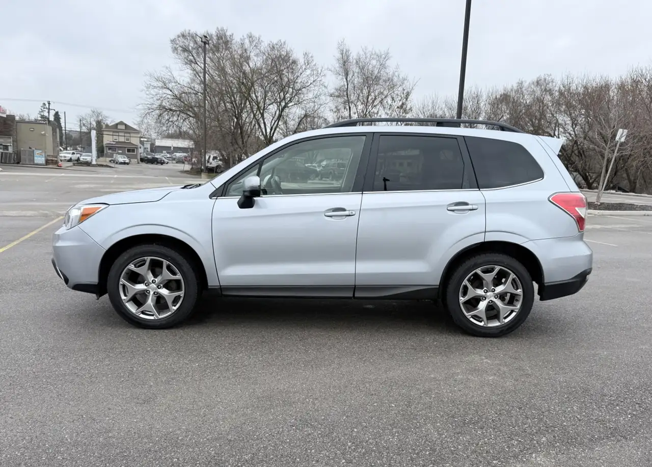 Subaru Forester снимка Subaru Forester