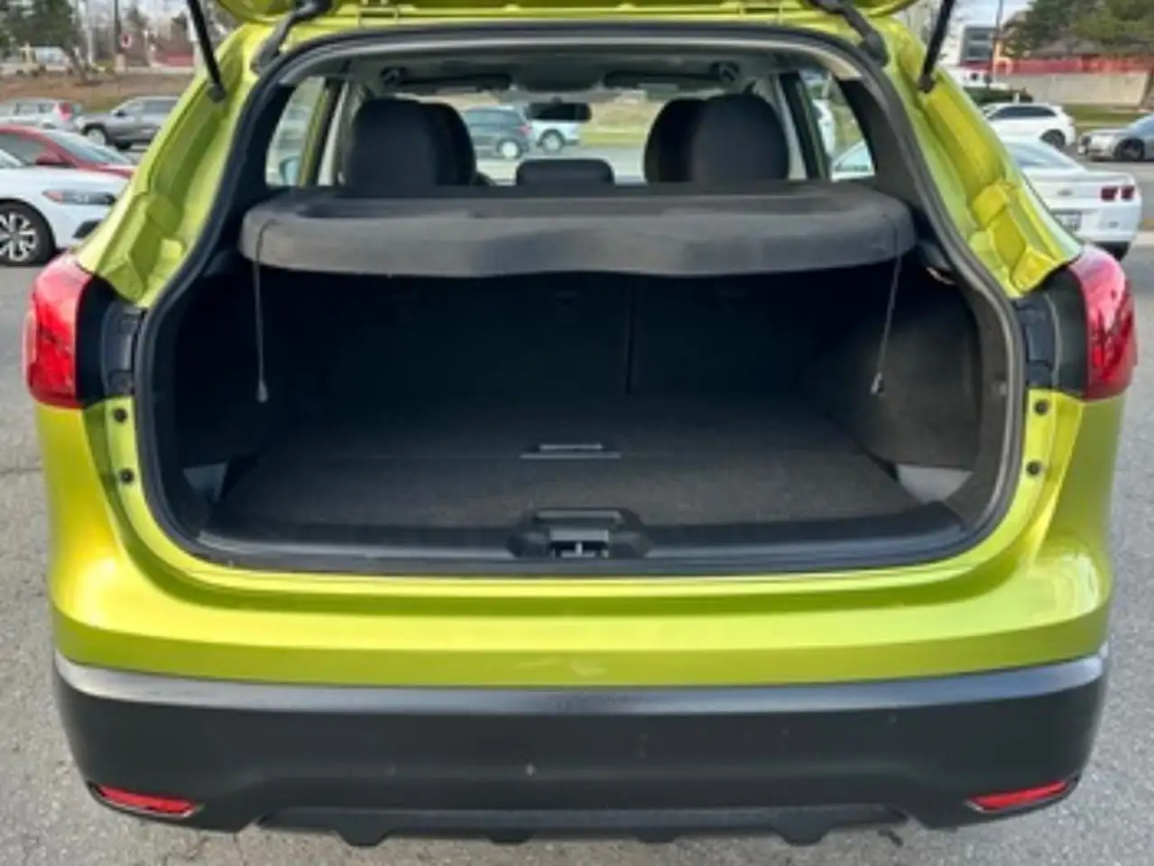 Nissan Qashqai снимка Nissan Qashqai