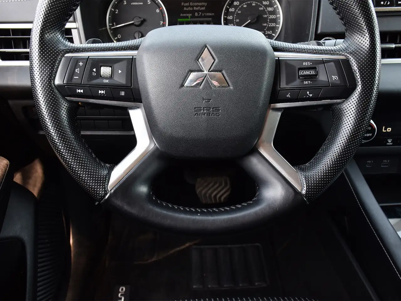Mitsubishi Outlander fotografie Mitsubishi Outlander