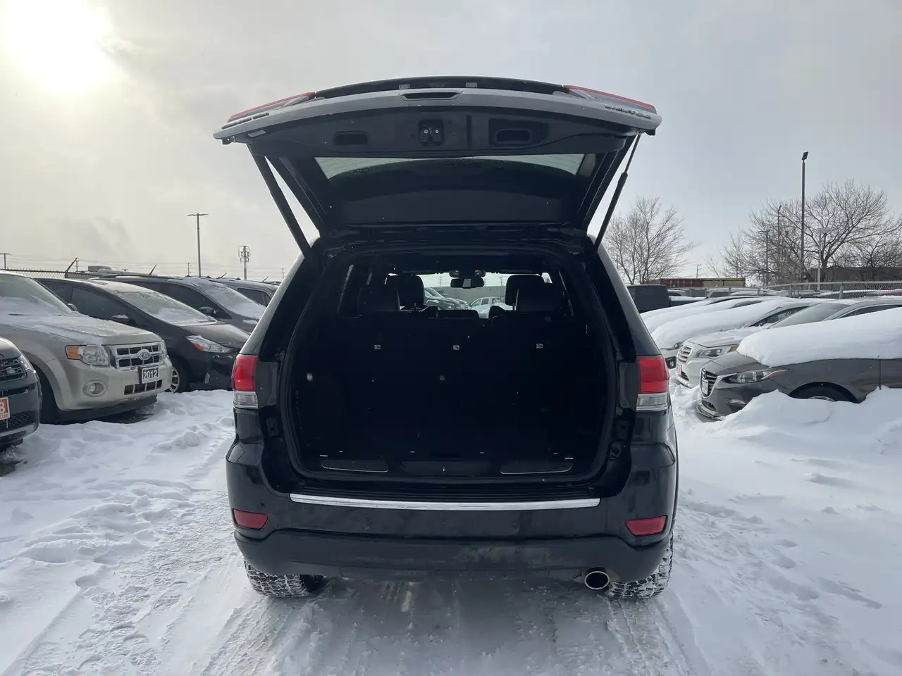 Jeep Grand Cherokee снимка Jeep Grand Cherokee