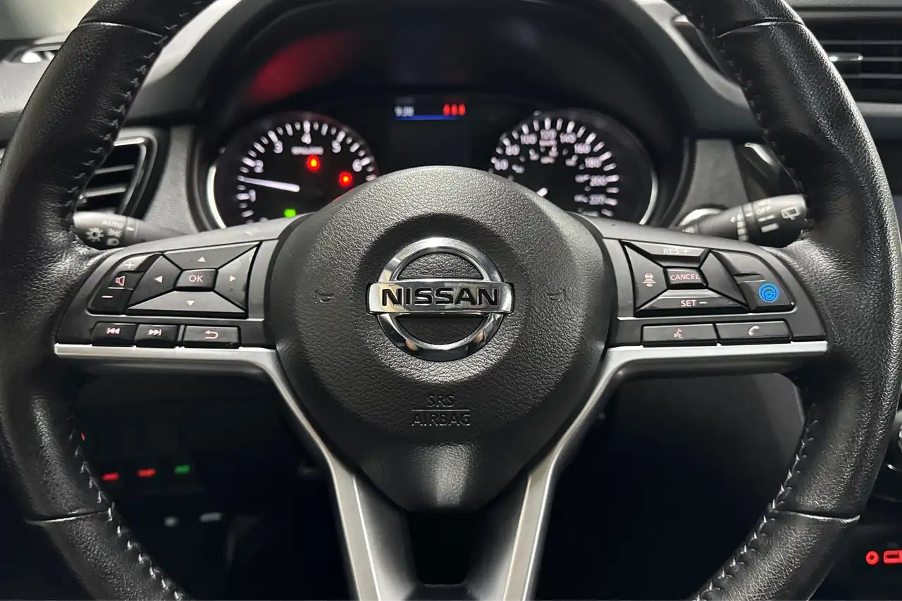 Nissan Qashqai снимка Nissan Qashqai