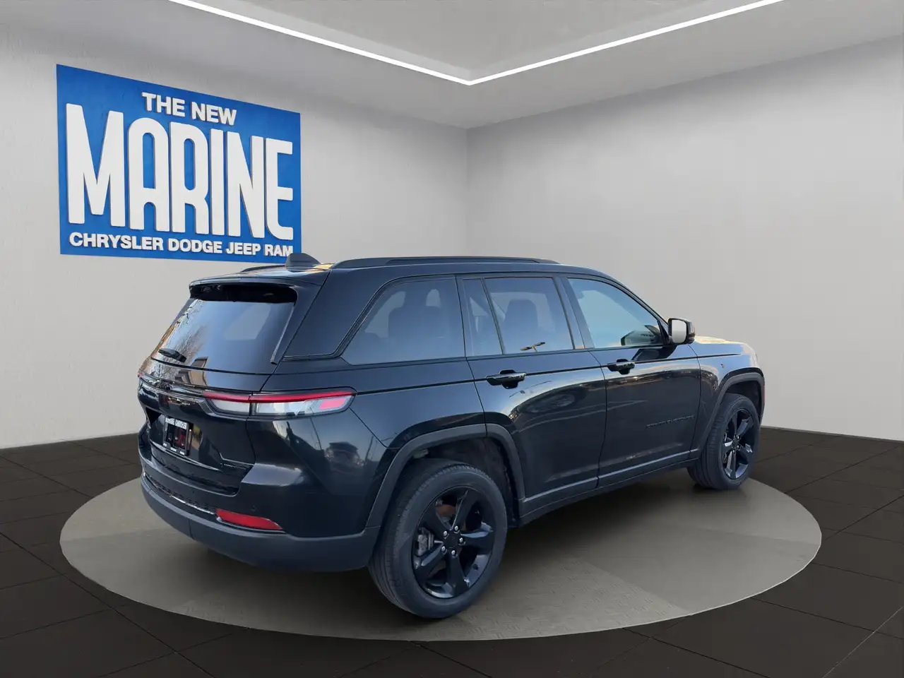 Jeep Grand Cherokee снимка Jeep Grand Cherokee