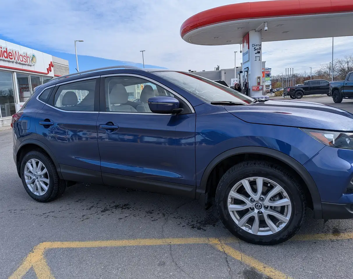 Nissan Qashqai снимка Nissan Qashqai
