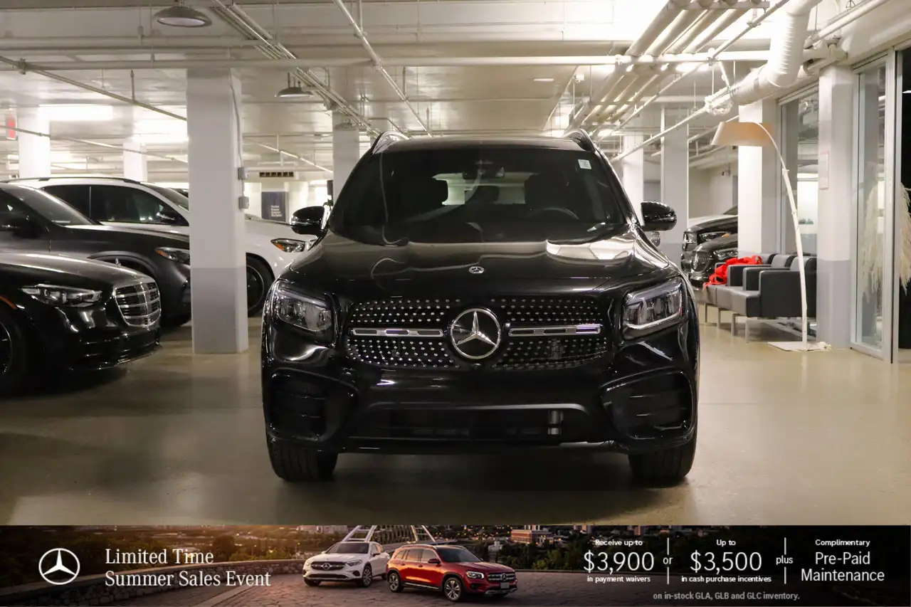 Mercedes-Benz GLB снимка Mercedes-Benz GLB