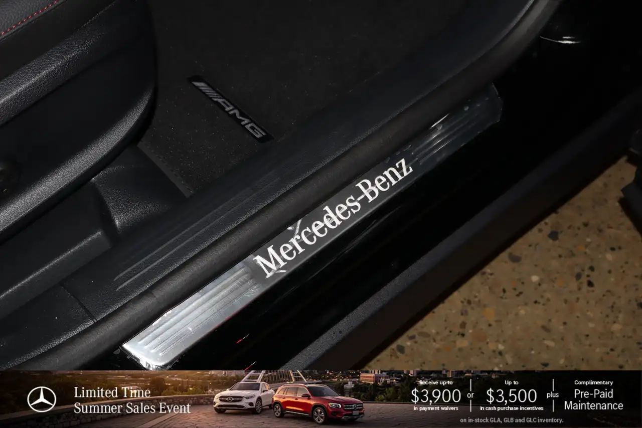 Mercedes-Benz GLB снимка Mercedes-Benz GLB