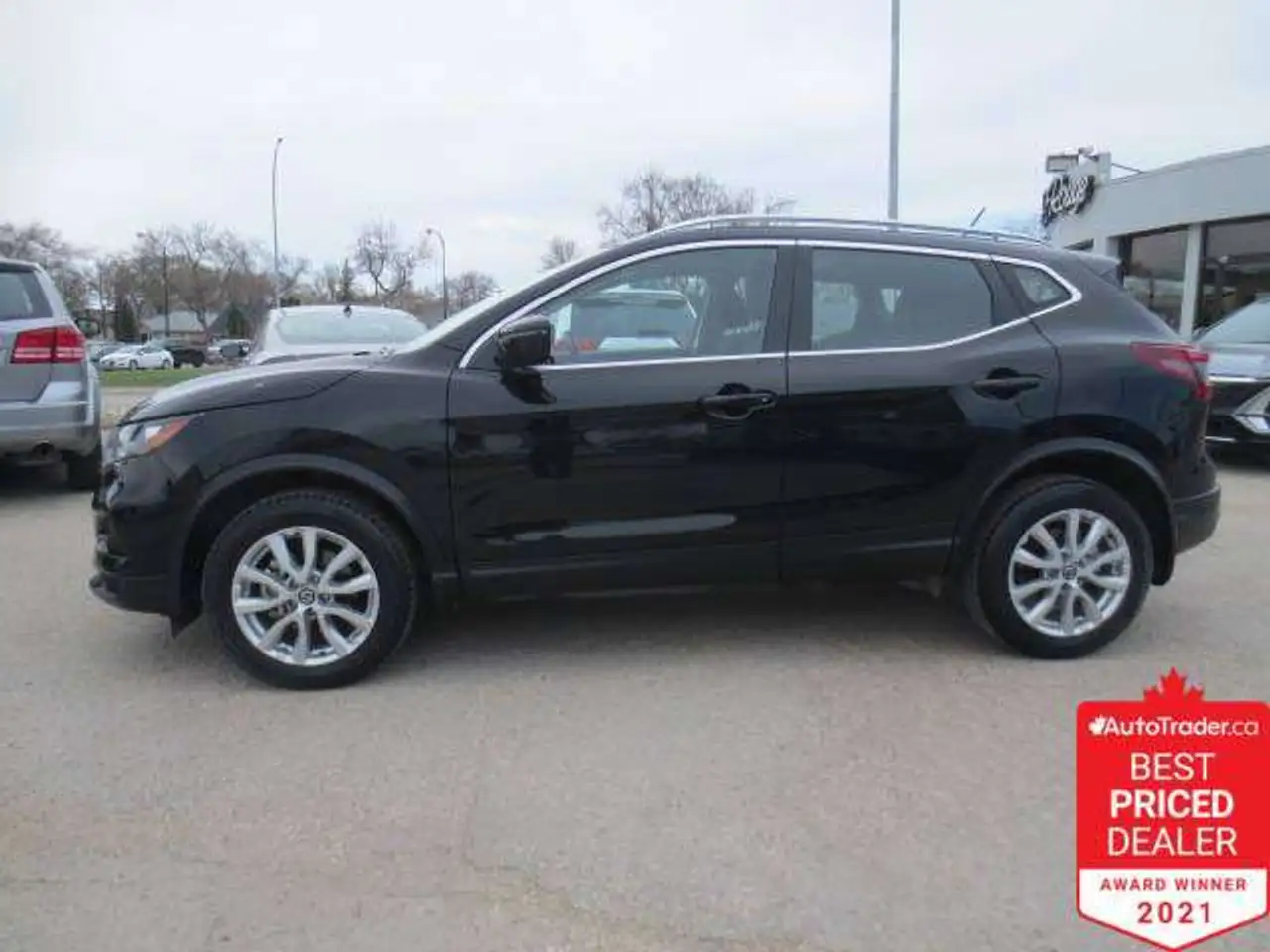 Nissan Qashqai снимка Nissan Qashqai