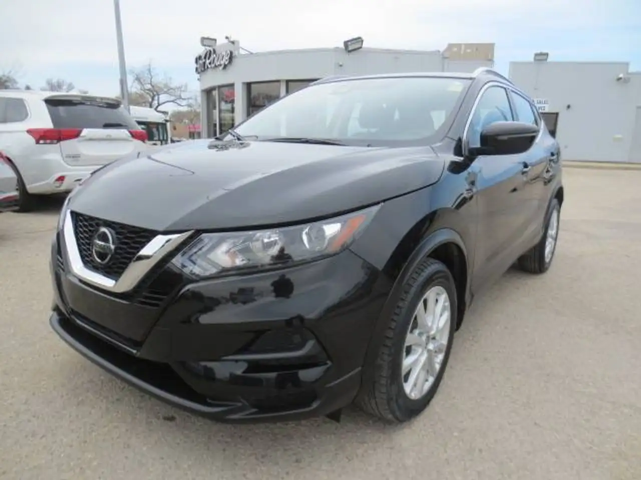 Nissan Qashqai снимка Nissan Qashqai